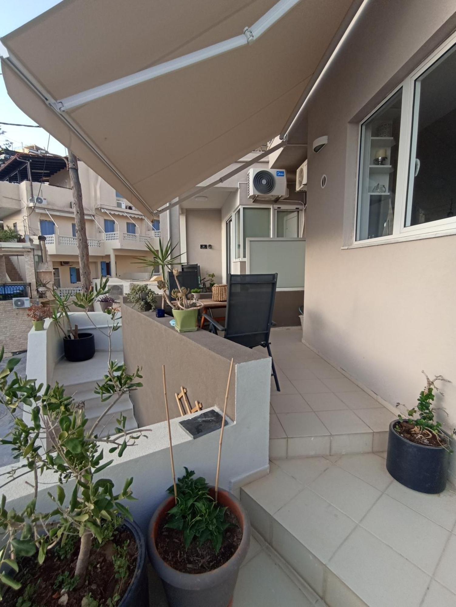 Popis Sea View Appartement Agia Pelagia (Crete)