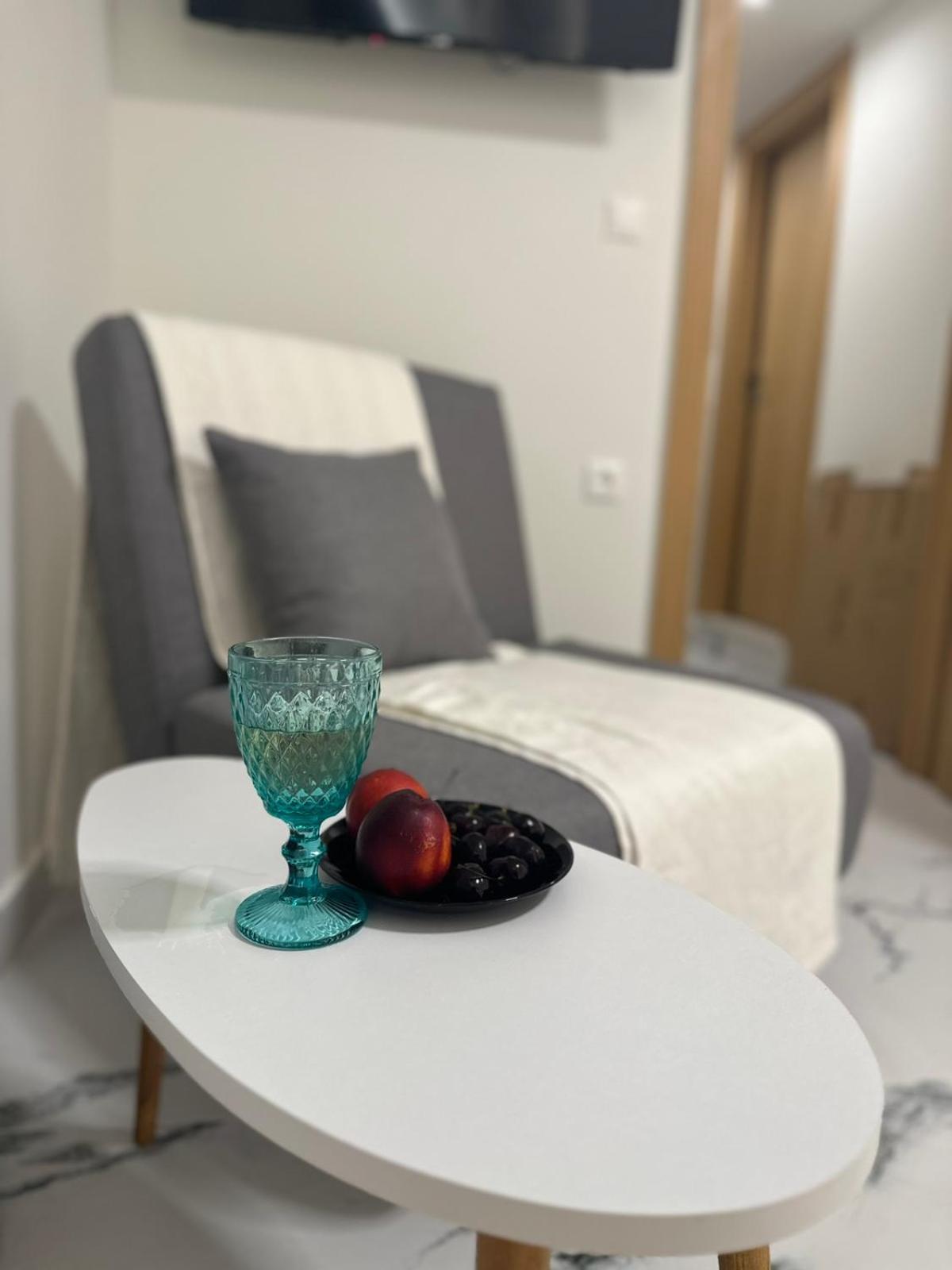 Popis Sea View Appartement Agia Pelagia (Crete)