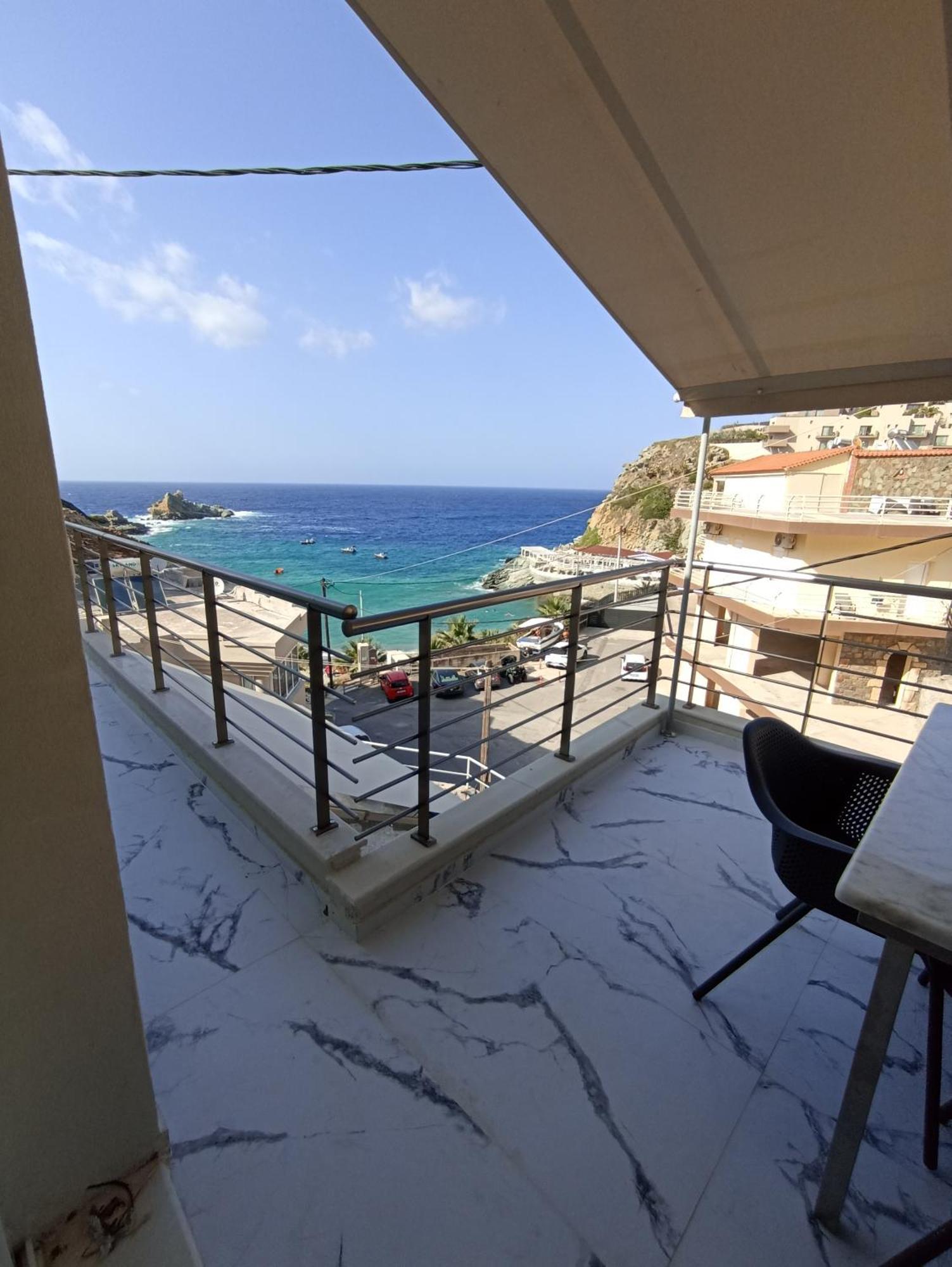 Popis Sea View Appartement Agia Pelagia (Crete)
